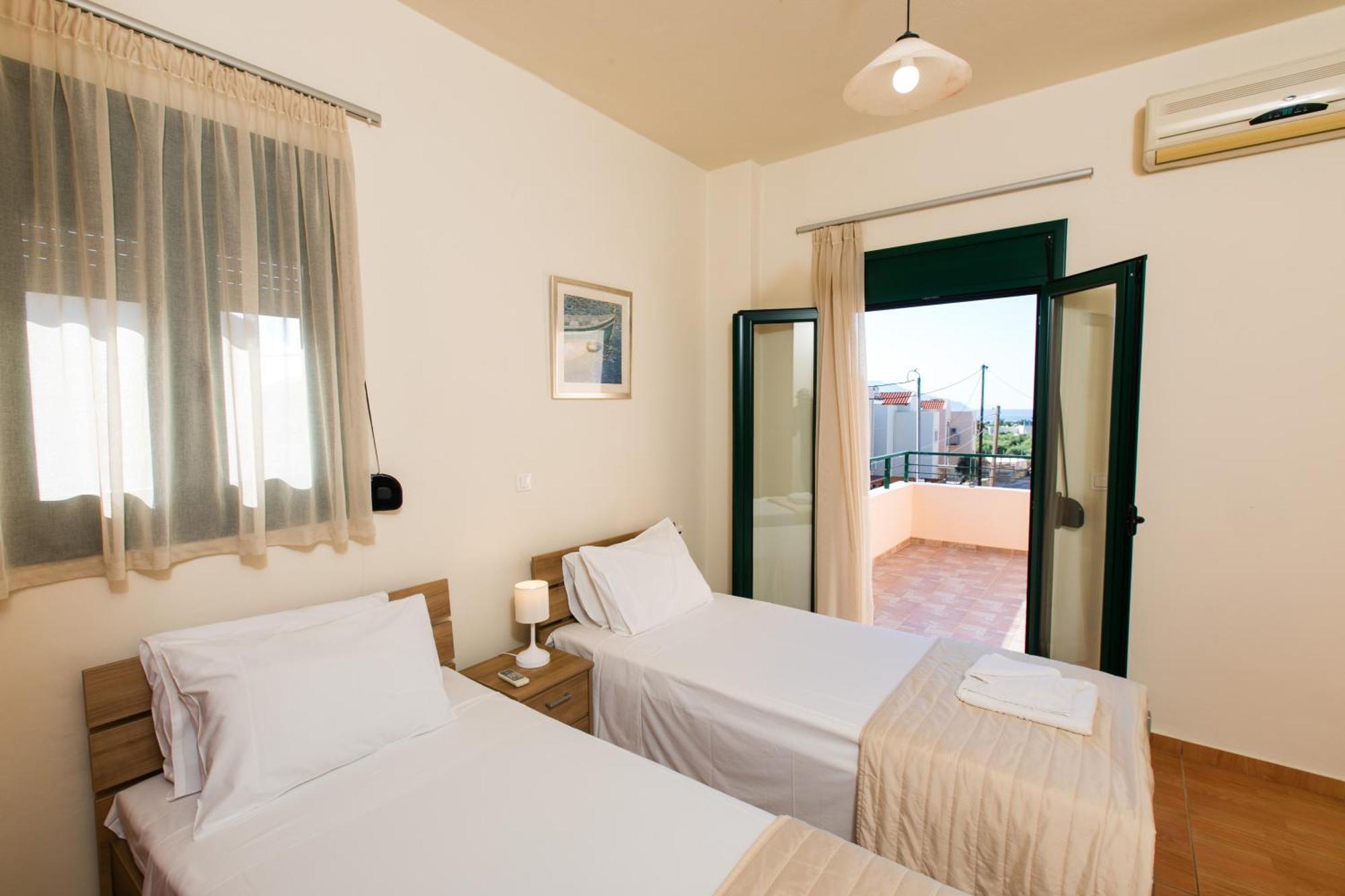 Villa Eleni Asproulianoi ภายนอก รูปภาพ