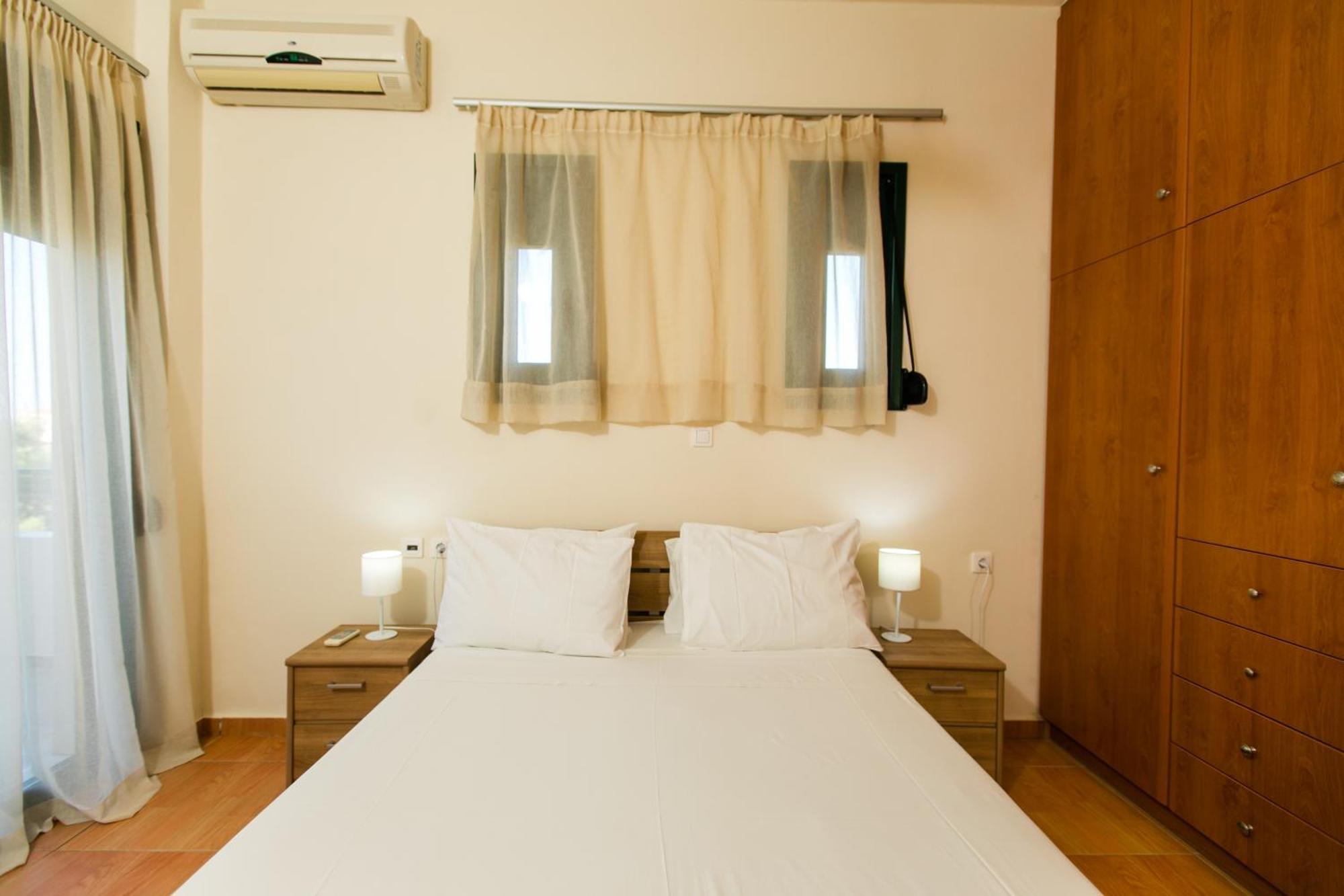 Villa Eleni Asproulianoi ภายนอก รูปภาพ
