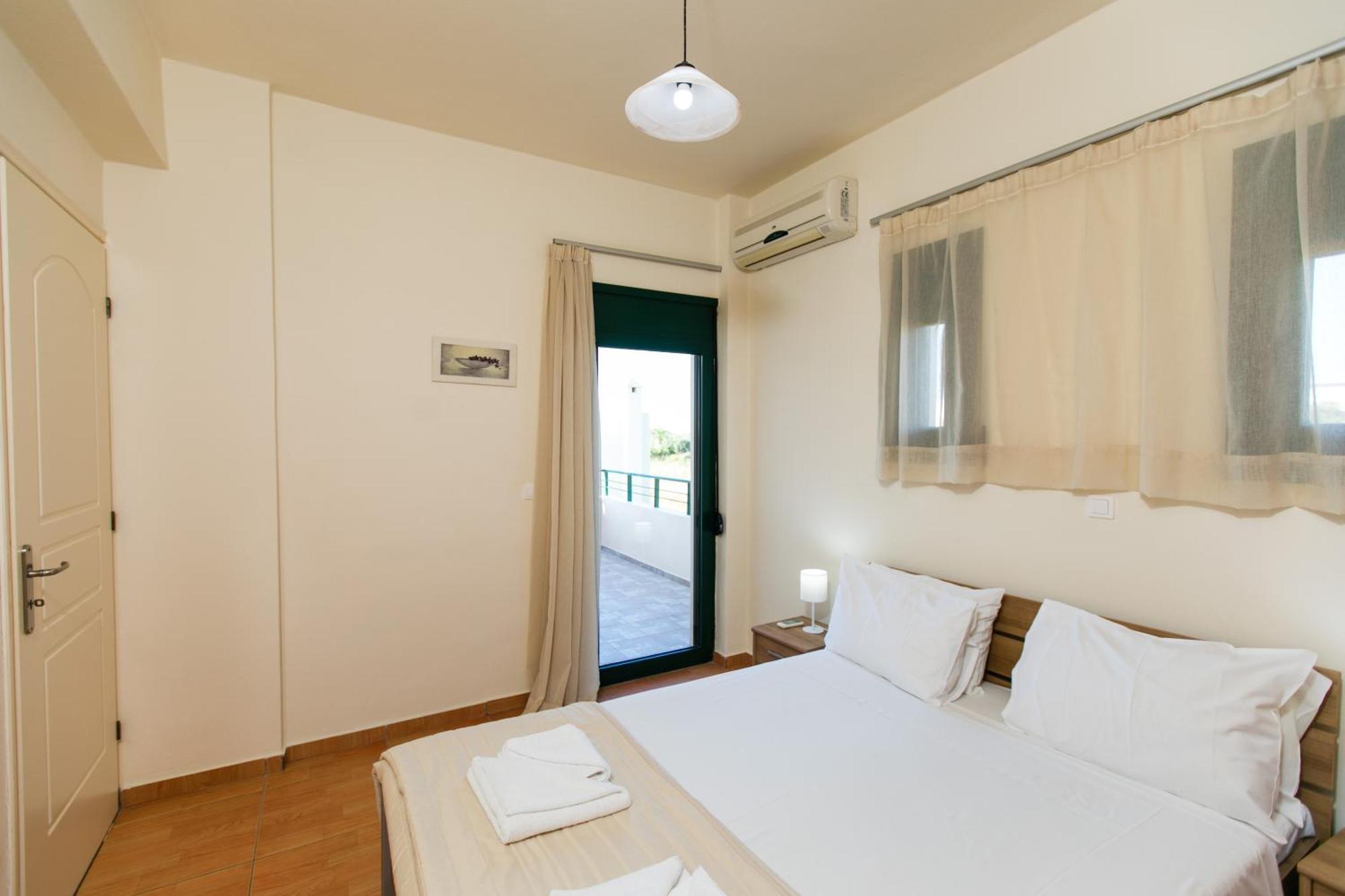 Villa Eleni Asproulianoi ภายนอก รูปภาพ
