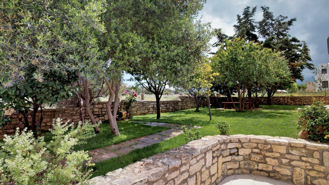 Villa Eleni Asproulianoi ภายนอก รูปภาพ