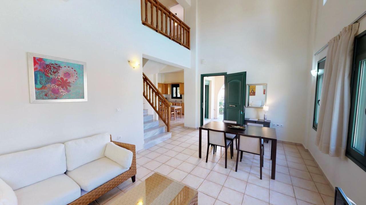Villa Eleni Asproulianoi ภายนอก รูปภาพ