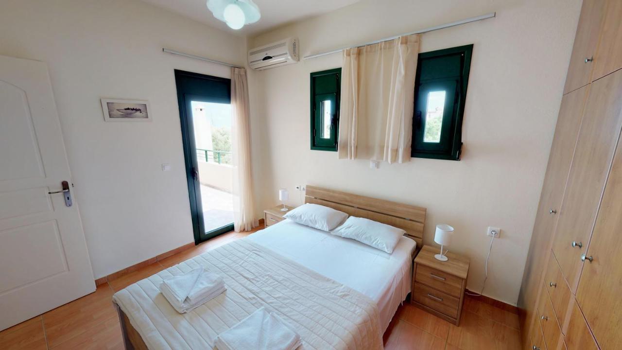 Villa Eleni Asproulianoi ภายนอก รูปภาพ